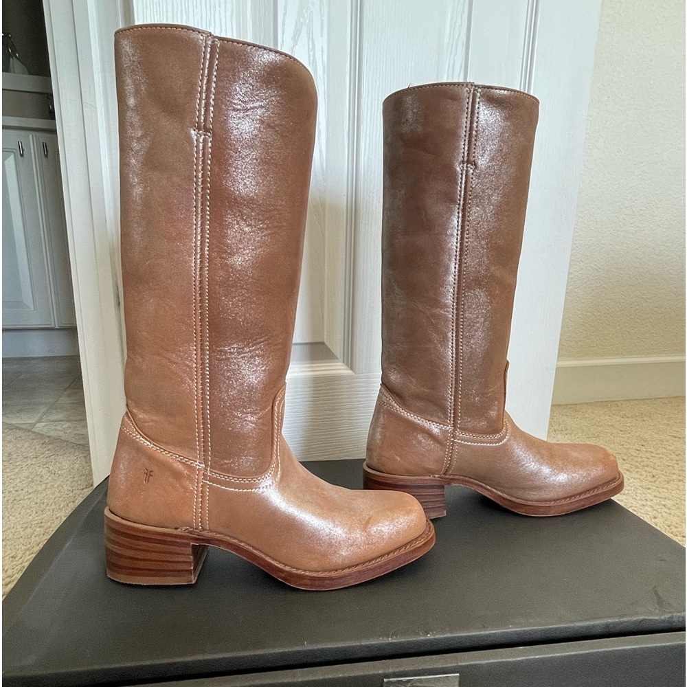 FRYE Gold Campus Boot, size 8, only worn indoors!